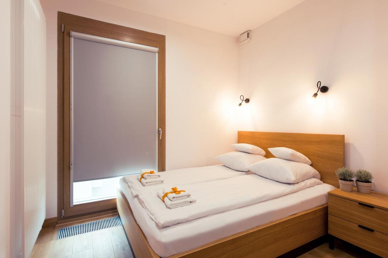 Aparthotel Kolejowa Apartamenty Warsaw Exterior photo