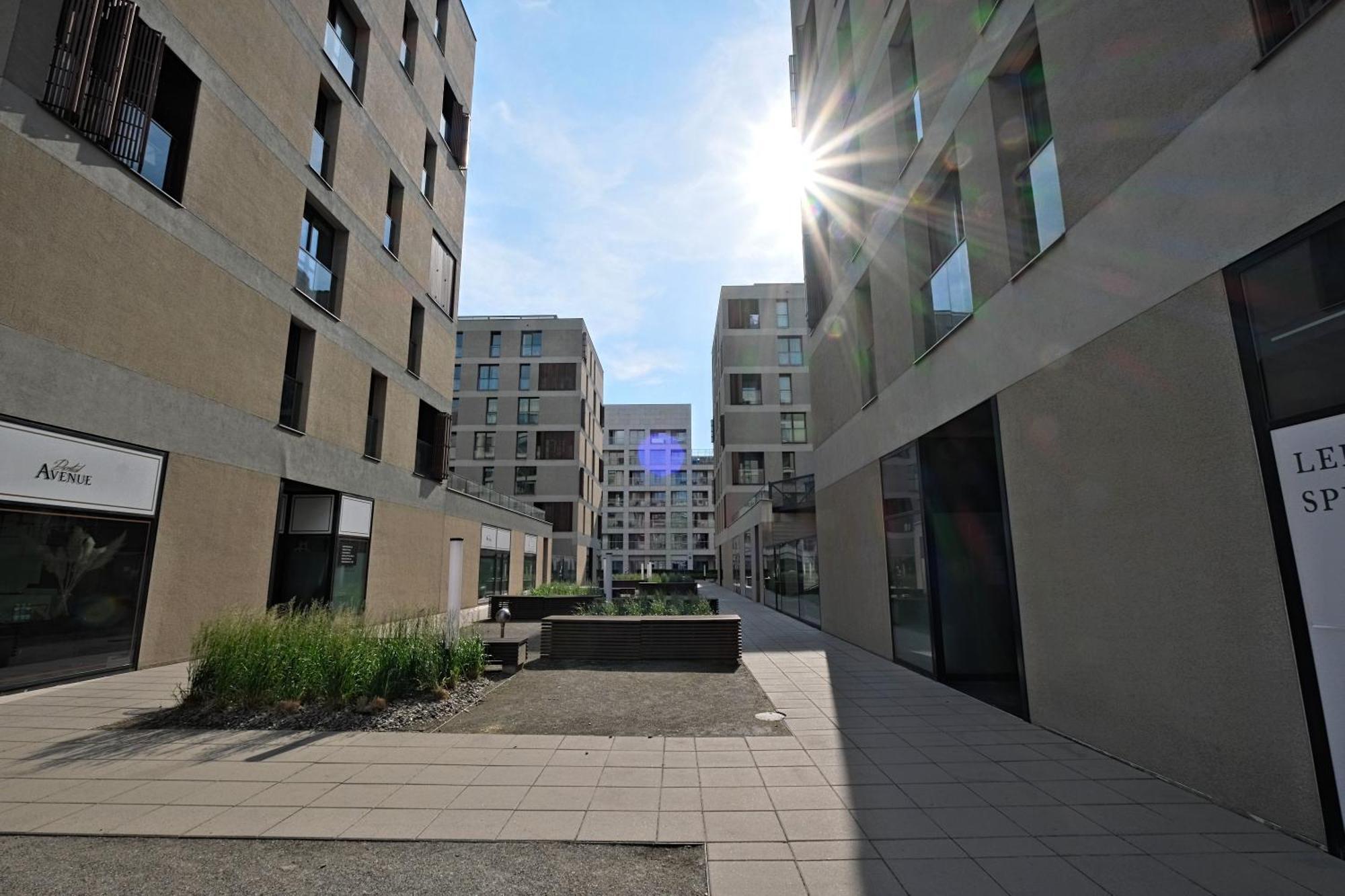 Aparthotel Kolejowa Apartamenty Warsaw Exterior photo